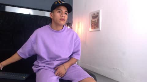 Snapshot of lian_jacob chatting on June 2026 07:43:01 AM Lian Jacob online show from June 2026 07:43:01 AM