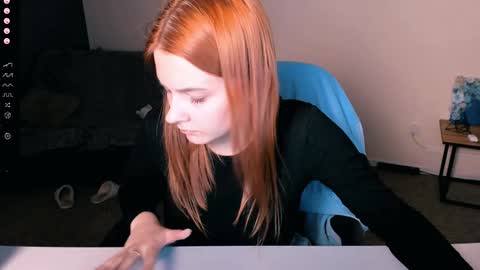 Snapshot of liana_kisses chatting on December 2024 04:35:02 AM Little Liana online show from December 2024 04:35:02 AM