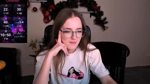 Snapshot of liana_kisses chatting on January 2025 11:23:01 PM Little Liana online show from January 2025 11:23:01 PM