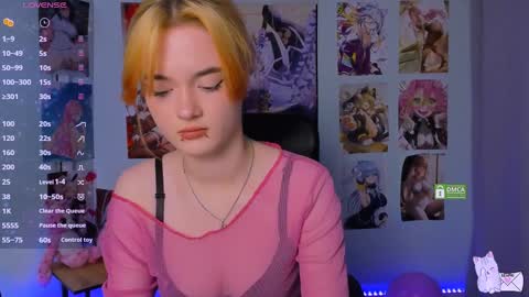 Snapshot of liana_kisses chatting on February 2025 02:16:01 PM Little Liana online show from February 2025 02:16:01 PM