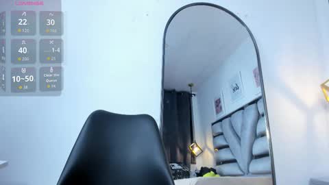 lianfox_ online show from February 2026 01:41:02 PM