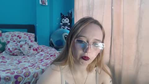 Lia Roberts online show from February 2025 12:05:02 PM
