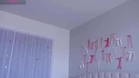 Lia online show from March 2026 04:03:01 AM