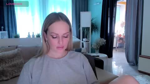 Snapshot of libby_nora chatting on February 2025 09:01:01 AM Libby online show from February 2025 09:01:01 AM