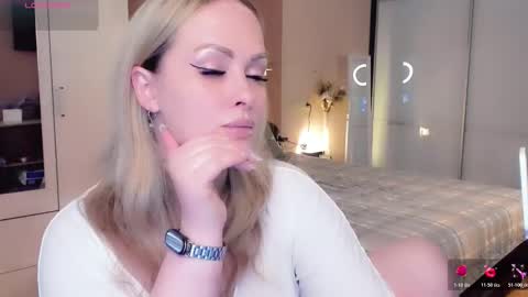 Snapshot of libby_nora chatting on November 2025 10:15:01 AM Libby online show from November 2025 10:15:01 AM