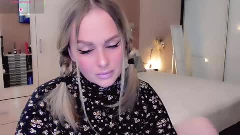 Snapshot of libby_nora chatting on April 2026 11:56:01 AM Libby online show from April 2026 11:56:01 AM