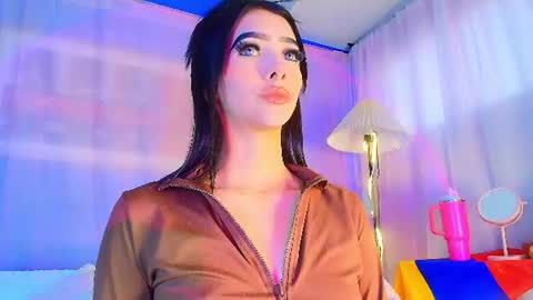 Snapshot of liccy_hall chatting on June 2026 11:47:02 AM Valentina Hall online show from June 2026 11:47:02 AM