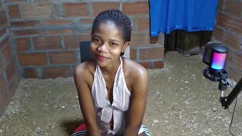 lucia online show from December 2025 10:51:01 PM