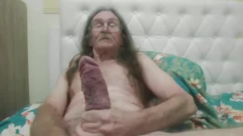 Snapshot of lickittostickit chatting on February 2025 07:50:01 AM lickittostickit online show from February 2025 07:50:01 AM