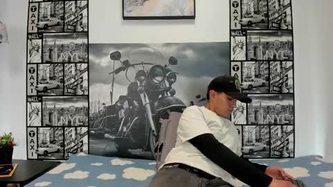 Snapshot of light_haze chatting on October 2025 03:34:02 PM light_haze online show from October 2025 03:34:02 PM