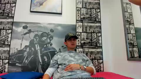 Snapshot of light_haze chatting on December 2025 03:54:01 PM light_haze online show from December 2025 03:54:01 PM