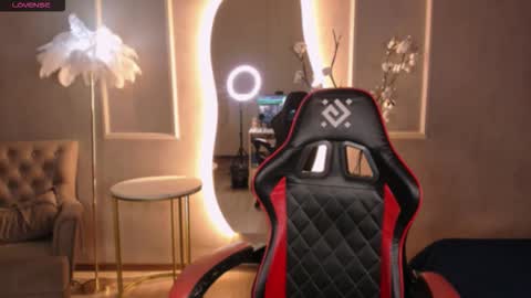 Lii online show from November 2025 08:40:02 PM