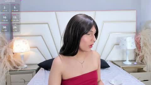 Lia  online show from May 2026 06:37:01 PM