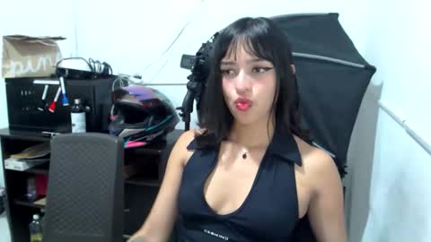liilithstone online show from May 2026 03:01:01 AM