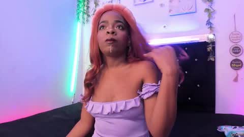 liilly_taylor1 online show from October 2025 02:12:02 AM
