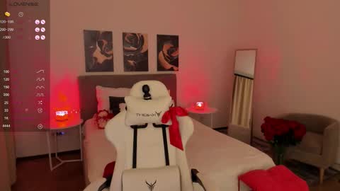 Lika online show from November 2025 03:35:01 PM