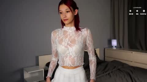 Emi online show from November 2025 11:44:01 AM