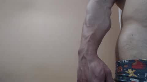 Maximus online show from January 2025 01:04:02 AM