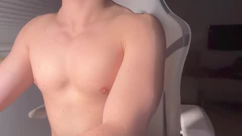 Snapshot of lil_buu chatting on November 2025 04:57:02 PM lil_buu online show from November 2025 04:57:02 PM