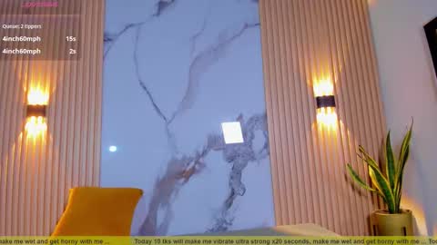 Snapshot of lil_eva2 chatting on October 2025 07:23:02 PM Lil Eva online show from October 2025 07:23:02 PM
