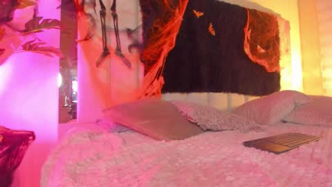 Hanna online show from November 2025 10:39:02 AM