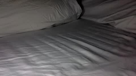 LIL i online show from December 2025 09:44:01 PM