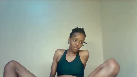 Lil miss online show from November 2025 01:17:02 AM