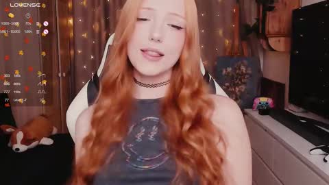 Snapshot of lil_pumpkinpie chatting on October 2025 01:23:01 PM Val online show from October 2025 01:23:01 PM