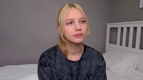 Emma online show from October 2025 10:19:02 AM