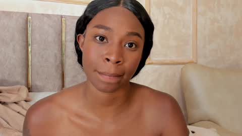 lila bailey  online show from February 2025 02:11:02 AM