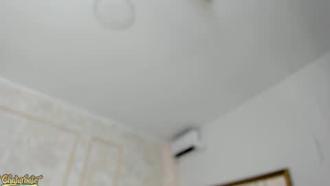 lila bailey  online show from October 2025 07:38:01 PM