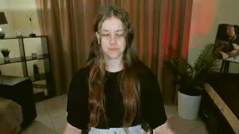 LilaSparkling online show from June 2026 09:30:01 AM