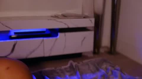 Rebecca online show from September 2025 04:47:01 AM