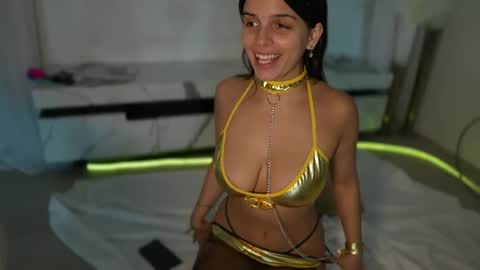 Rebecca online show from October 2025 03:43:01 PM