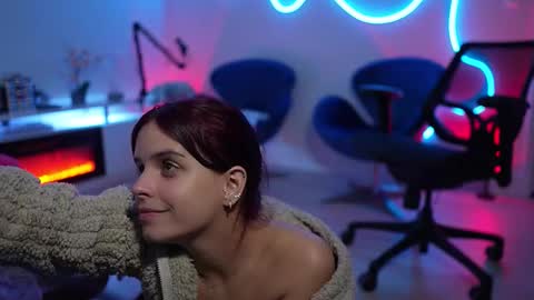 Rebecca online show from February 2026 07:25:01 AM