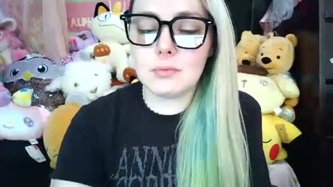 Snapshot of lilemmy1999 chatting on January 2025 09:11:02 PM emily ryanson online show from January 2025 09:11:02 PM