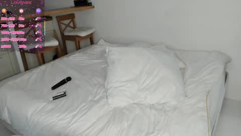 Lilith Nickol online show from September 2025 06:30:02 PM