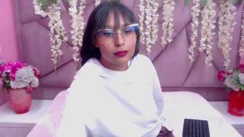 Snapshot of lili_candies chatting on September 2025 01:14:02 PM LILI CANDIES online show from September 2025 01:14:02 PM