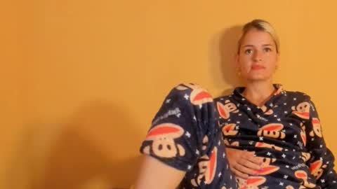 Lili online show from January 2026 09:50:02 PM