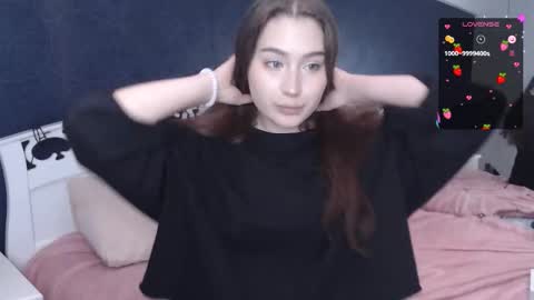 Lilu online show from October 2025 09:32:02 PM