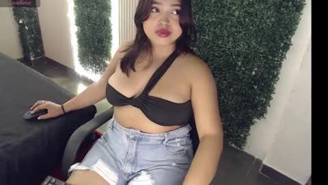 liliana online show from January 2026 07:30:01 PM