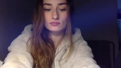 Snapshot of lilie303 chatting on February 2026 08:47:01 PM Millie online show from February 2026 08:47:01 PM