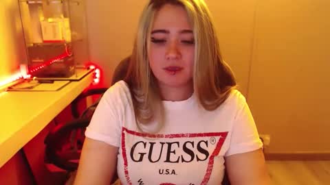 Liliith  online show from May 2026 04:31:01 AM
