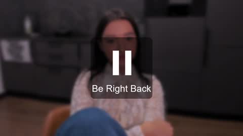 Snapshot of lililaluna chatting on December 2024 04:38:02 PM ... online show from December 2024 04:38:02 PM