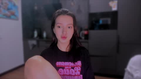 Snapshot of lililaluna chatting on January 2025 06:10:02 PM ... online show from January 2025 06:10:02 PM