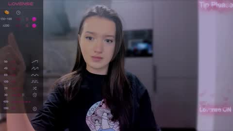 Snapshot of lililaluna chatting on September 2025 08:13:02 PM ... online show from September 2025 08:13:02 PM