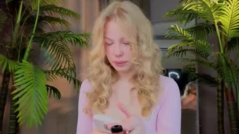 lililok101 online show from March 2026 02:50:02 AM