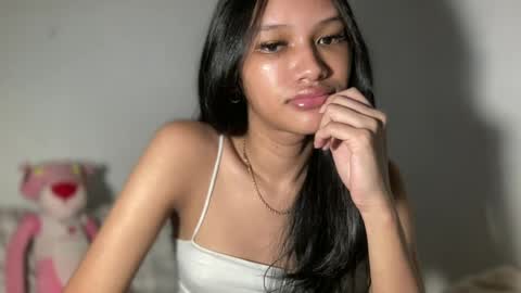 Snapshot of lilit_sensual chatting on June 2026 02:44:01 AM Chloe online show from June 2026 02:44:01 AM