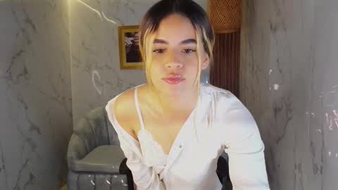 Lilith  online show from September 2025 01:35:01 PM