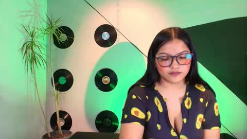 Lilith and Khloe  online show from February 2026 11:30:01 AM